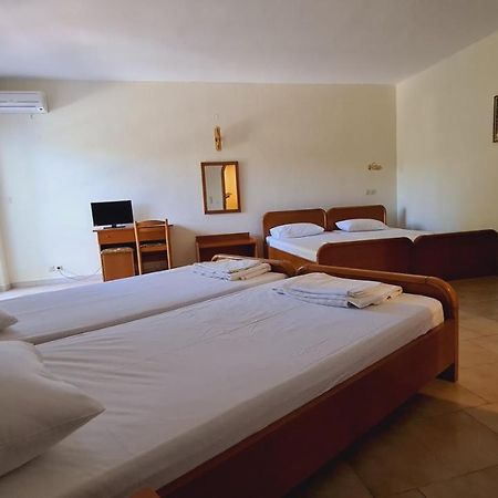 Artemis Hotel พริโนส ภายนอก รูปภาพ