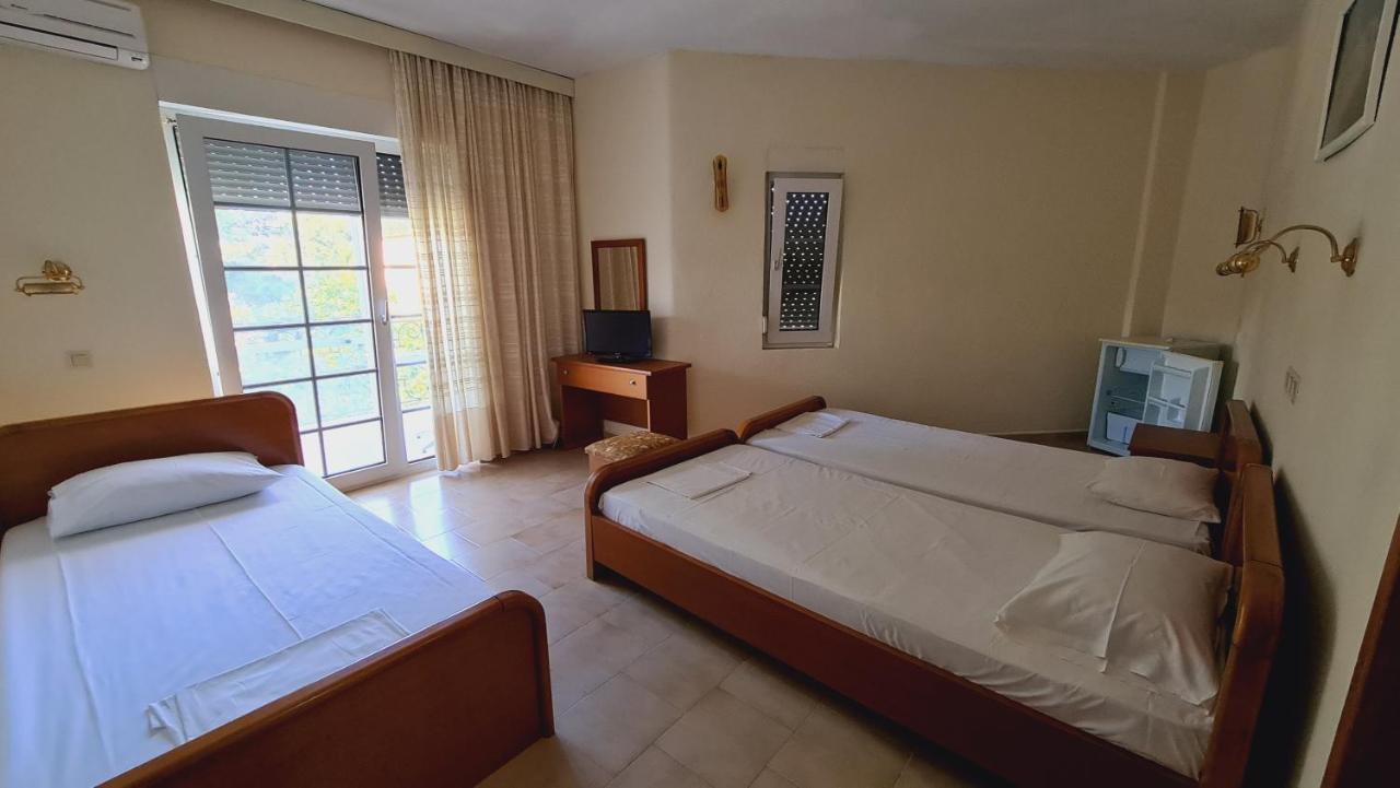 Artemis Hotel พริโนส ภายนอก รูปภาพ